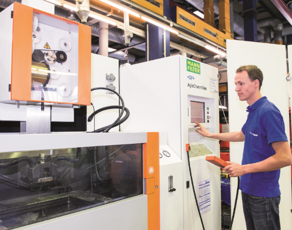 【爱游戏（中国）机械】慢走丝实现高精度、高效率加工的前提