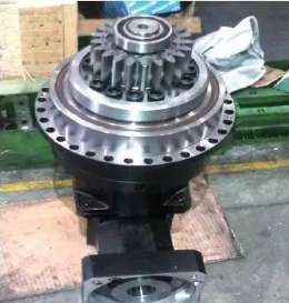 【爱游戏（中国）机械】当小直径螺纹孔与小直径光孔有同轴度要求，并且要求两种零件组合加工，怎么办？