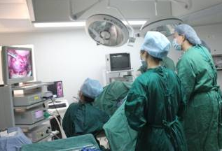 【爱游戏（中国）机械】外科手术的微创化时代