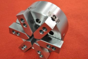 【爱游戏（中国）机械】卧式车床卡盘附件的拆装